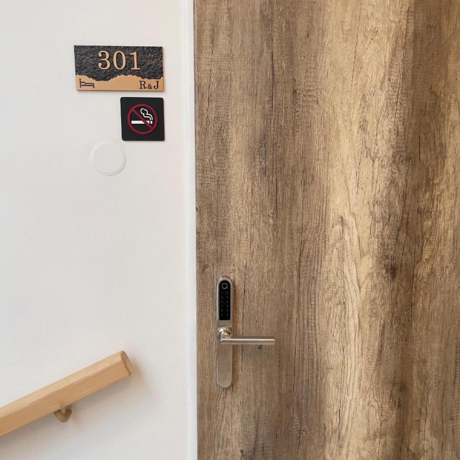 R&J Apartmany Broumov Zewnętrze zdjęcie