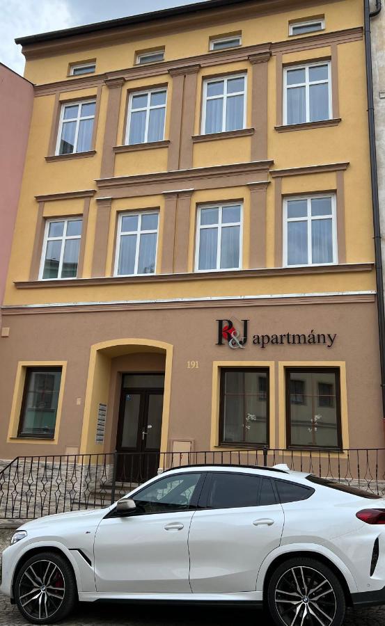R&J Apartmany Broumov Zewnętrze zdjęcie